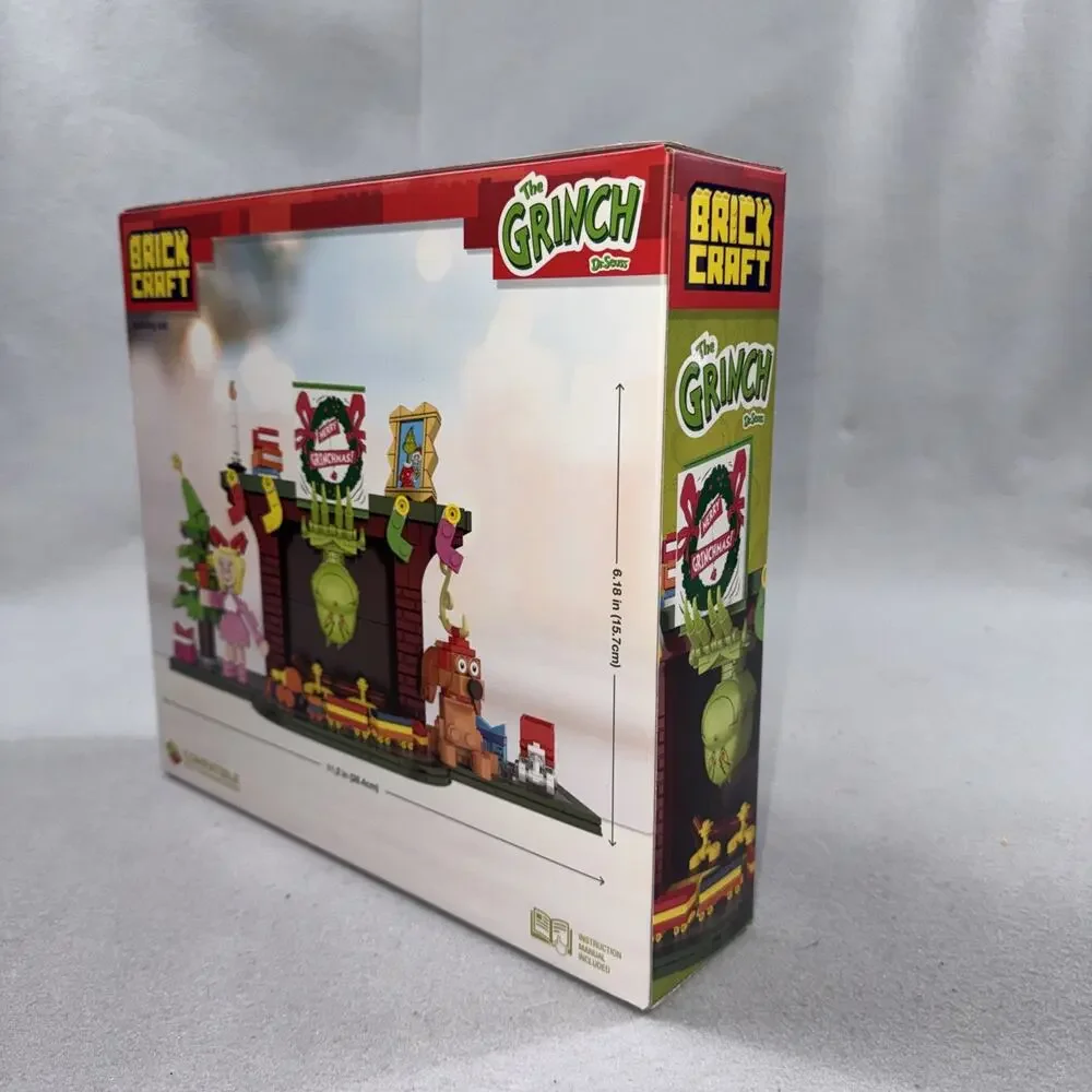Brickcraft The Grinch Grinchmas Eve Fireplace Building Kit, 547 Pieces, Holiday